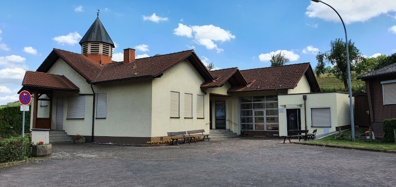 Bild von Dorfgemeinschaftshaus Mündershausen mit angrenzenden Feuerwehrgerätehaus